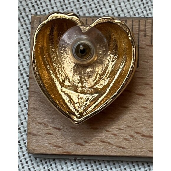 Vintage Heart Earrings Pinup Gift Classic 80s Gold Tone Avon 1" Heavy Valentines - Picture 3 of 12
